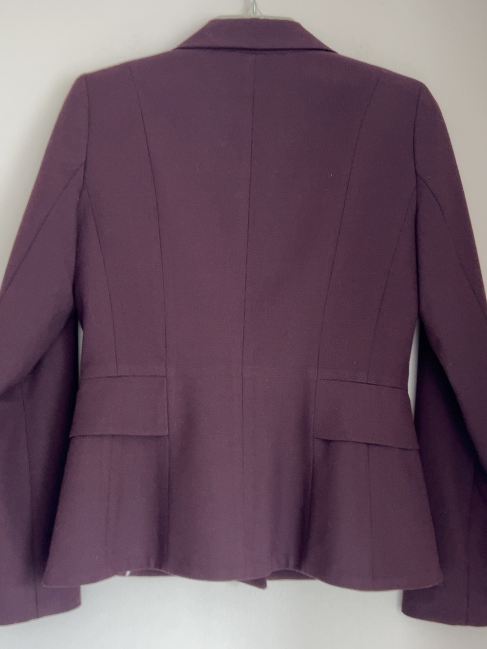 WHBM Signature Blazer Burgundy Wine Two Button Tailored Jacket Size 4 - Picture 3 of 10